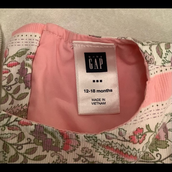 baby Gap floral cap sleeved dress. Size 12-18M. - Picture 4 of 5